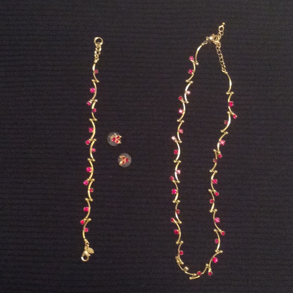 Monet Necklace, Earrings and Bracelet Set